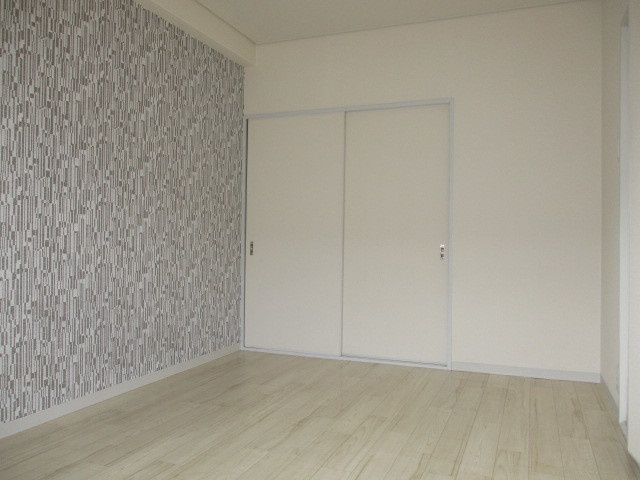 ラフォーレ三郷の居間・リビング