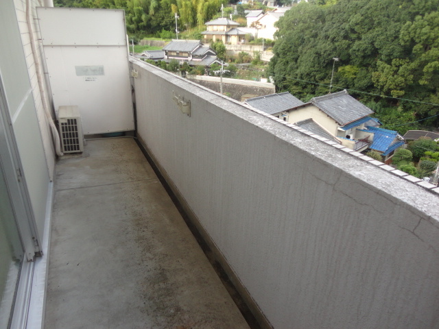 多津美ビルのバルコニー