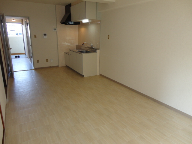 メゾン下田の居間・リビング