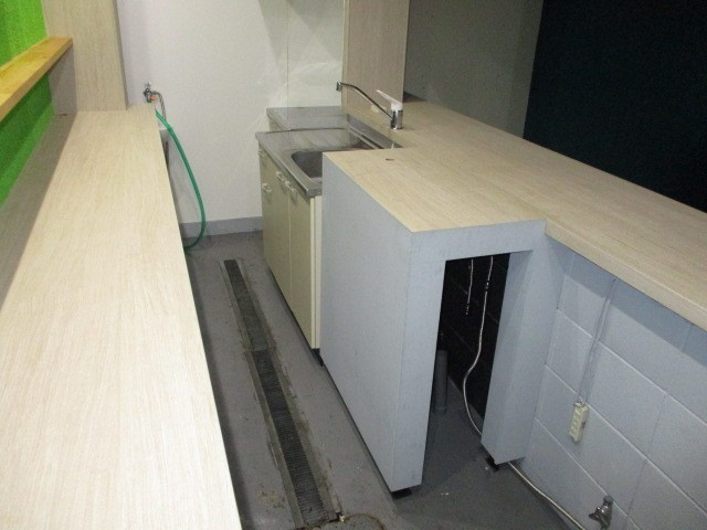 北葛城郡王寺町王寺２丁目の店舗一部の内装