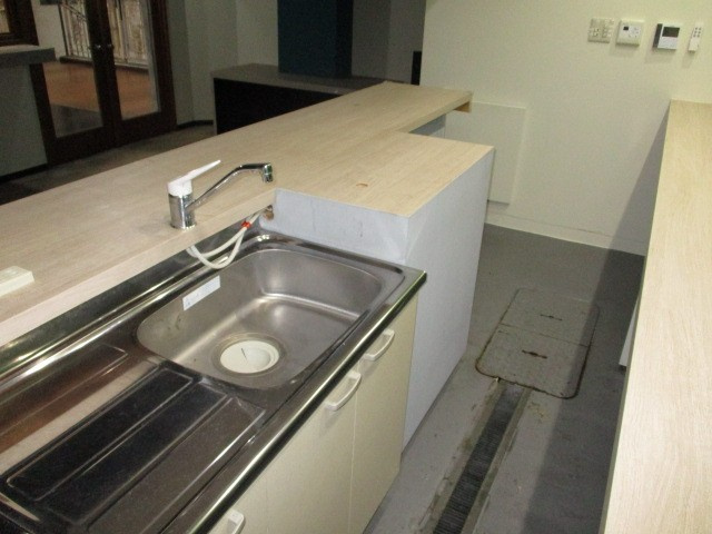 北葛城郡王寺町王寺２丁目の店舗一部の内装