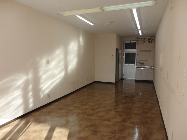 北葛城郡上牧町片岡台２丁目の店舗一部の内装