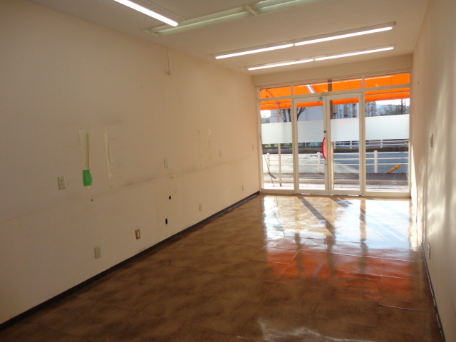 北葛城郡上牧町片岡台２丁目の店舗一部の内装