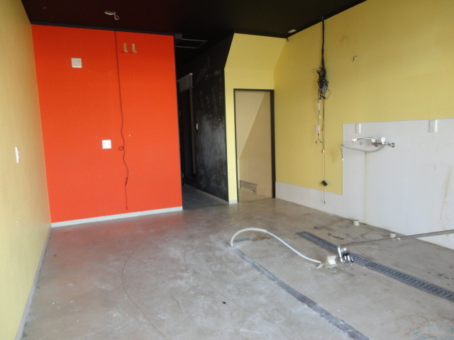 生駒郡三郷町三室１丁目の店舗一部のその他