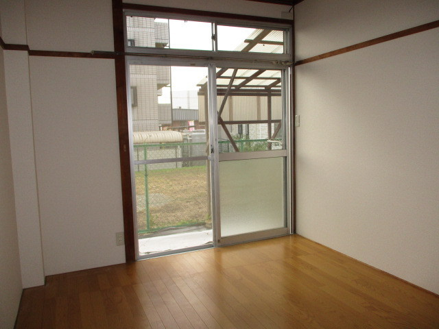 中永ハイツの居間・リビング