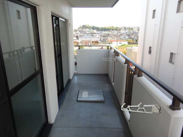 セントラルコート香芝のバルコニー