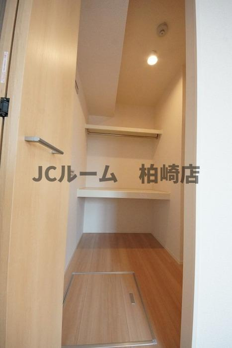 柏崎市諏訪町のアパートの収納