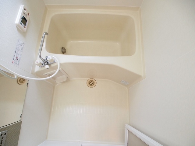 ロイヤルガーデンＢの浴室