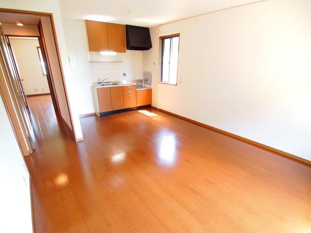 ロイヤルガーデンＢの居間・リビング