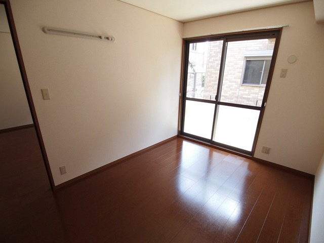 ロイヤルガーデンＢの内装