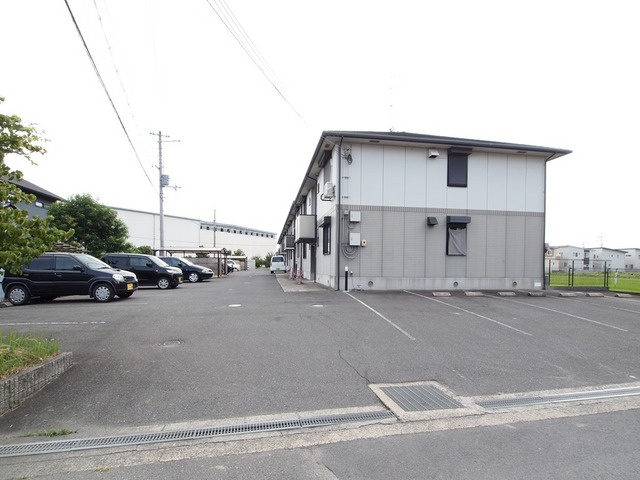 セジュールＳの駐車場