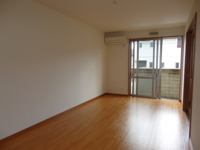 ソレイユの居間・リビング