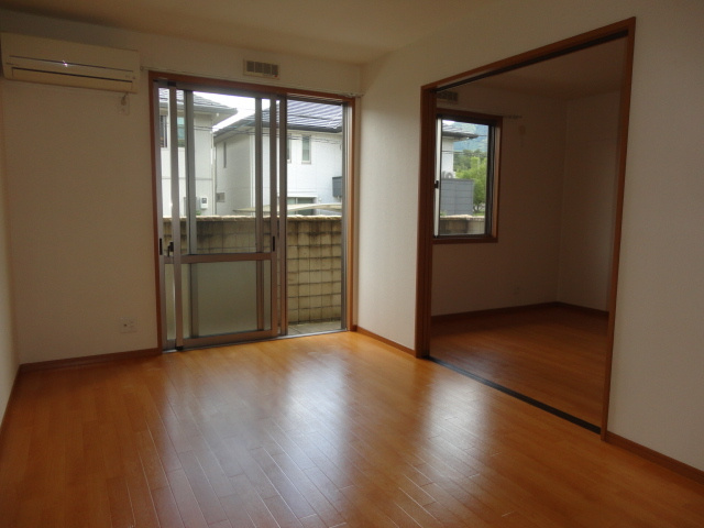 ソレイユの居間・リビング