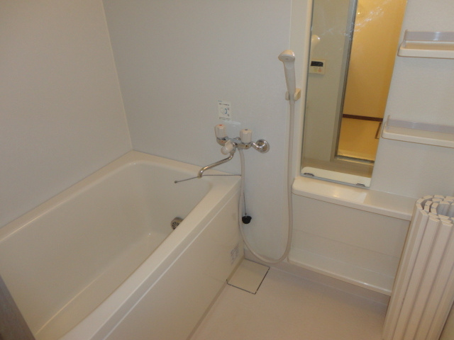 シンフォニーコート2の浴室