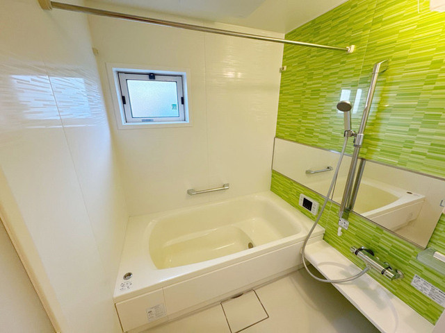 ウィット狐井の浴室