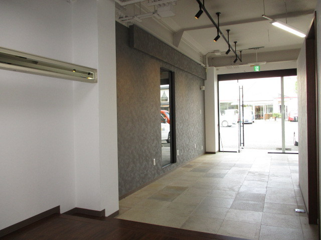 北葛城郡河合町星和台２丁目の店舗一部のその他