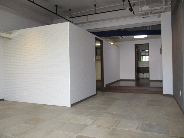 北葛城郡河合町星和台２丁目の店舗一部の内装