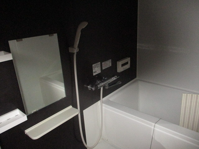 サンローゼ竜田川の浴室