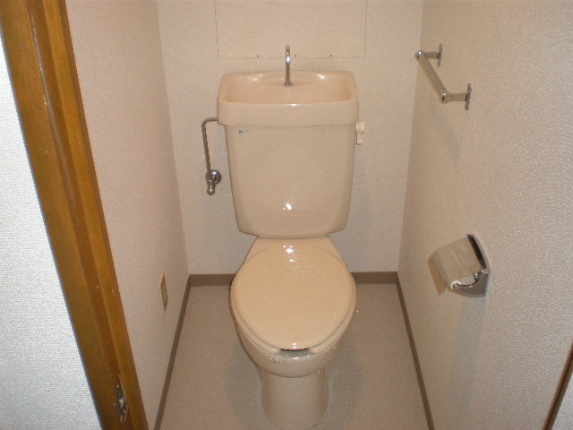 川由ビルのトイレ