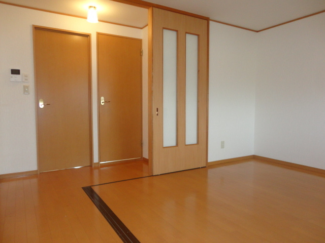 石田マンションの居間・リビング