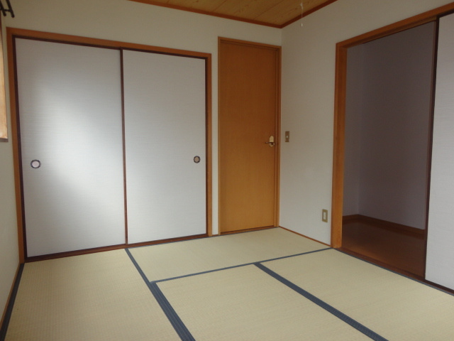 石田マンションの居間・リビング