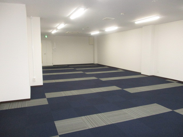 北葛城郡王寺町王寺２丁目の店舗一部の内装