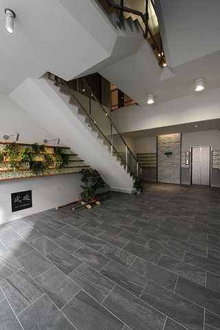 北葛城郡王寺町王寺２丁目の店舗一部のその他