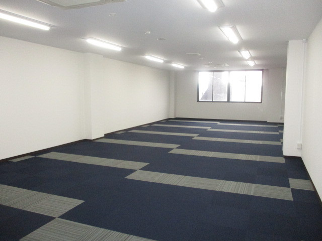 北葛城郡王寺町王寺２丁目の店舗一部の内装