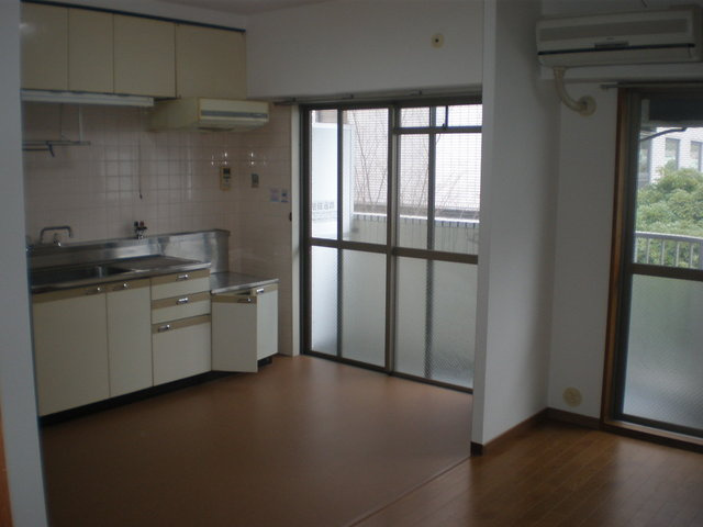 グランリヴィエール三郷駅前の内装