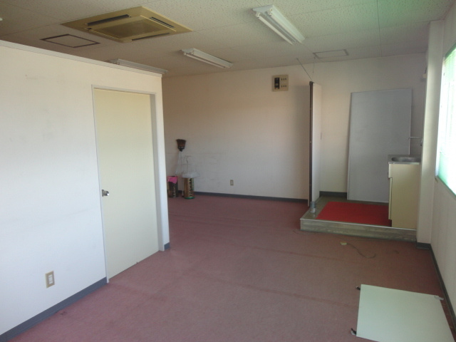 北葛城郡上牧町友が丘１丁目の店舗一部の内装