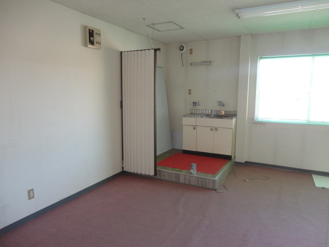 北葛城郡上牧町友が丘１丁目の店舗一部の内装