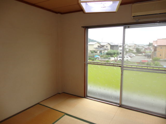 岡田ビルの内装