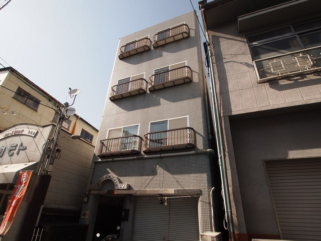 アドバンテージ21の外観