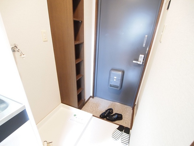 アドバンテージ21の玄関