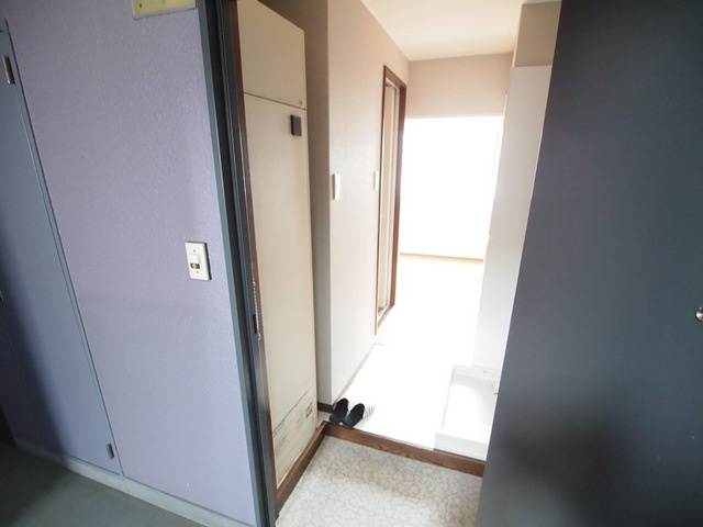 アドバンテージ21の玄関