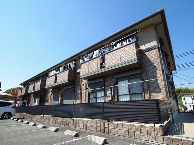 グリーンヴィレッジあいの外観