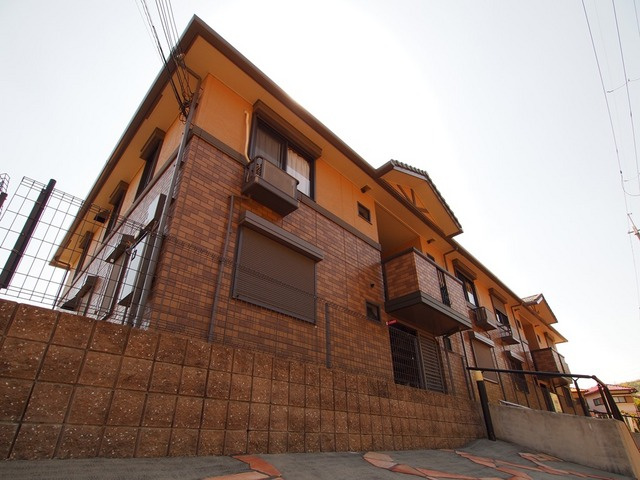 グリーンヴィレッジあいの外観