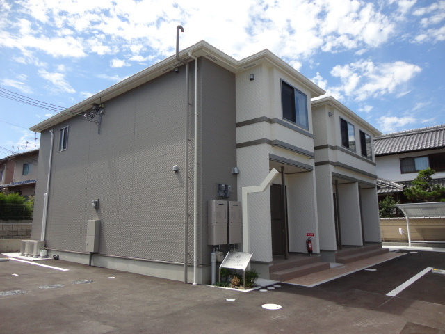 ラ　シュエット　ふたかみ