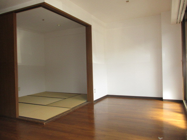 ヤマセン5番館の内装