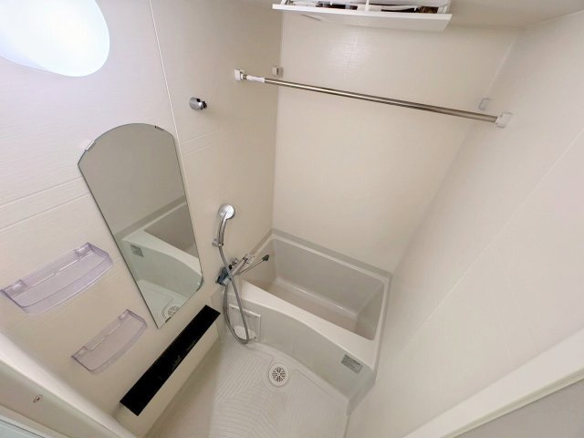 スプランディッド新大阪WESTの浴室