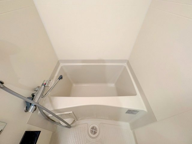 スプランディッド新大阪WESTの浴室