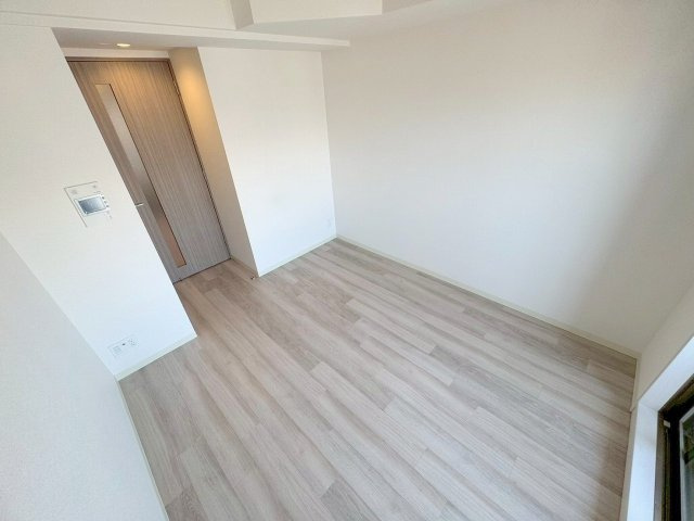 スプランディッド新大阪WESTの寝室