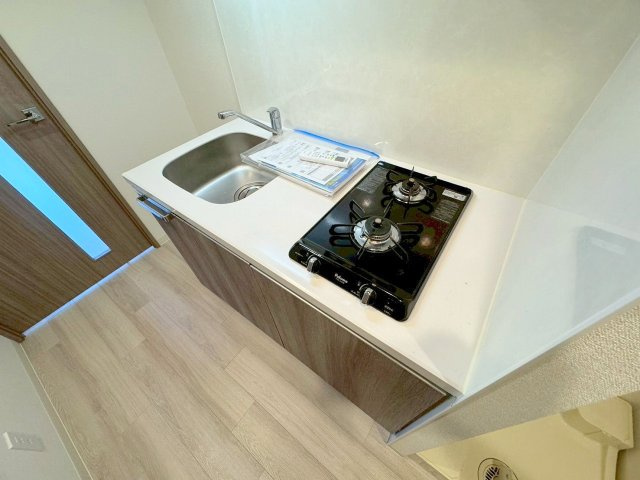 スプランディッド新大阪WESTのキッチン