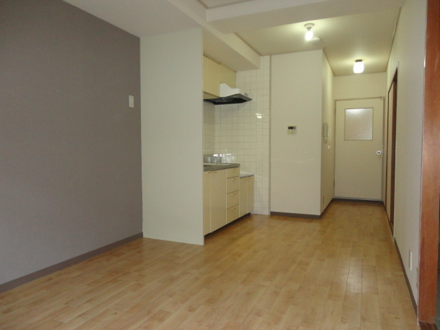 アーバンハイム郡山の居間・リビング