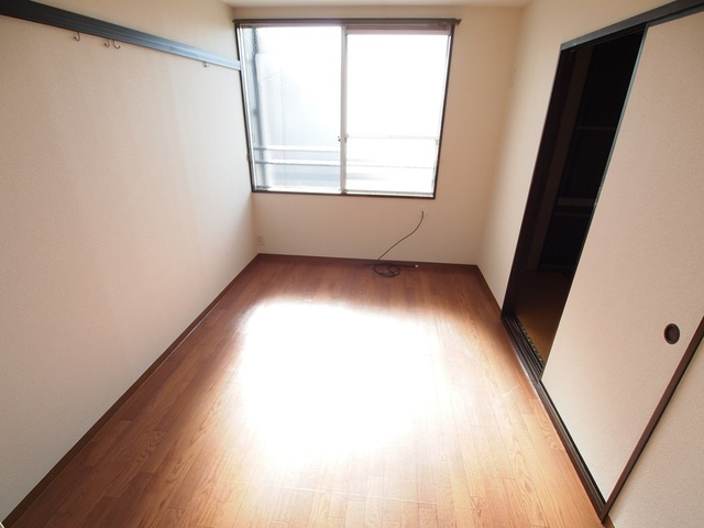 稲葉ハイツ1の内装