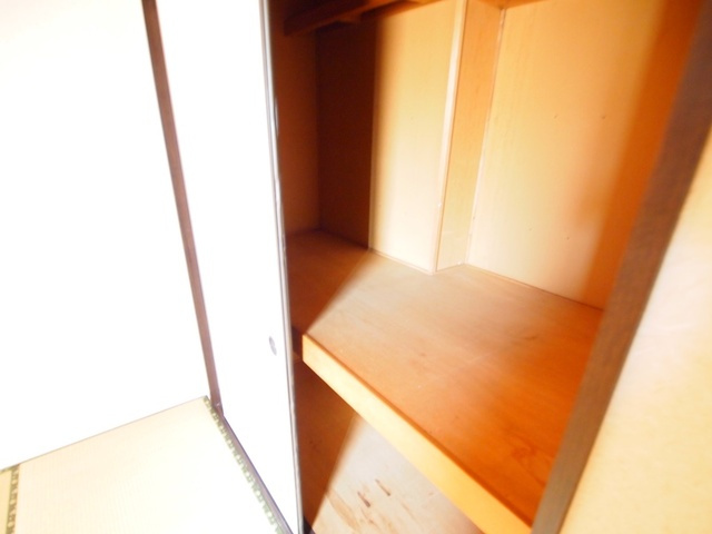 稲葉ハイツ1の収納