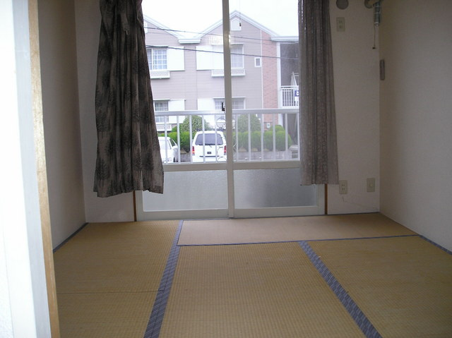 サザンヒル三郷の居間・リビング