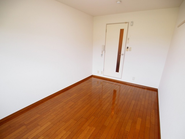 ラポール3の居間・リビング