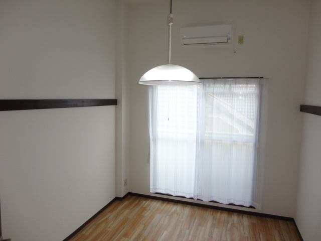 亀井参号館の内装