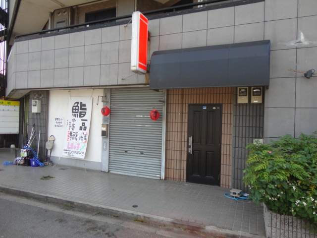 生駒郡斑鳩町興留９丁目の店舗一部のその他